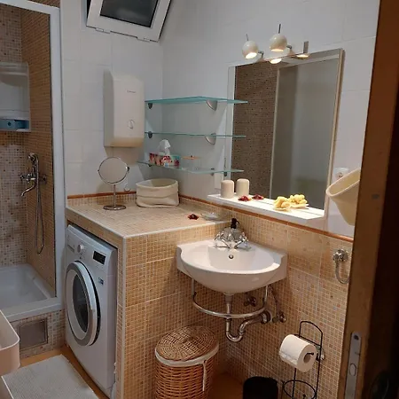 アパート Issa -1min From The Beach,free Parking