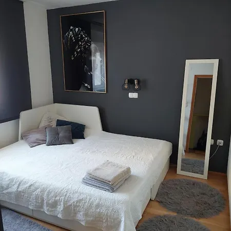 Issa -1min From The Beach,free Parking *