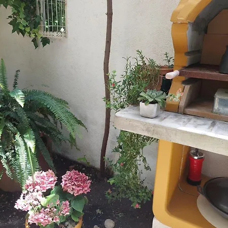 Issa -1min From The Beach,free Parking *